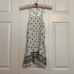 🌸 3/$15 Old Navy Flowy White Print Baja High Neck Racerback Tank Top Size M